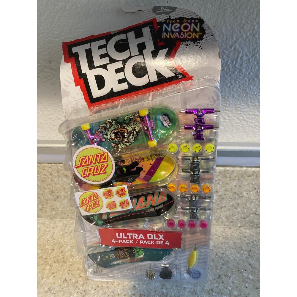 Tech Deck Ultra Dlx 4-pack Santa Cruz Neon Invasion VHTF NIB